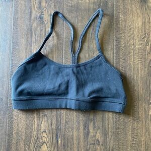 lululemon athletica flow y IV black luon sports bra mesh fabric women’s size 4